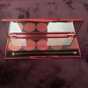 Eyeshadow/ lipstick bundle